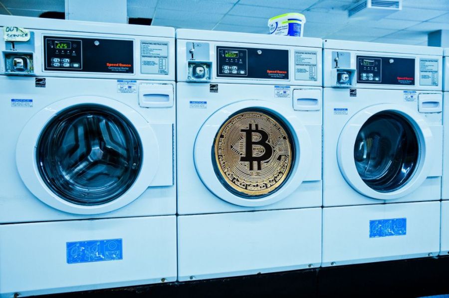 Crypto_and_fiat_involved_in_money_laundering.jpg